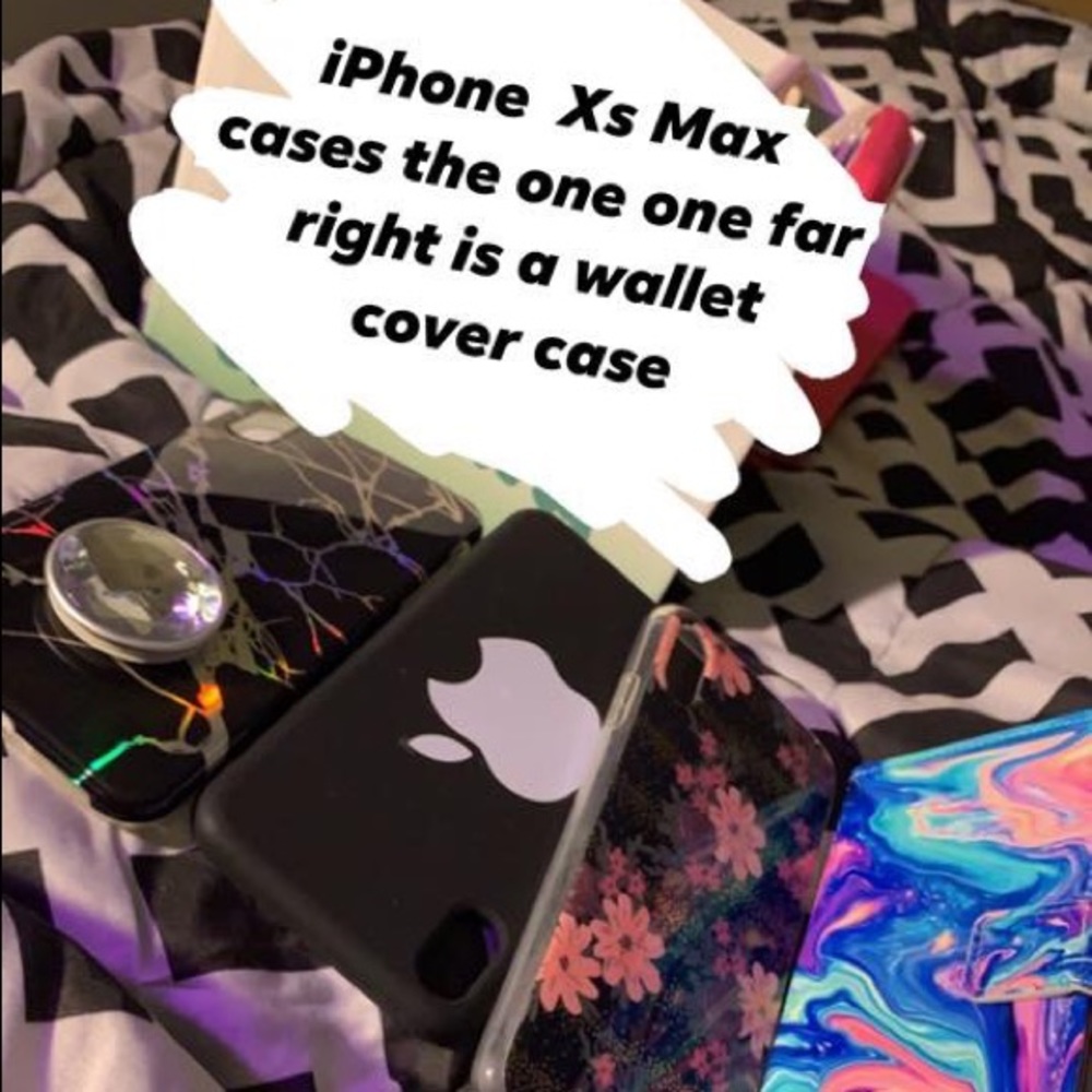 iPhone  xs max covers never used  great condition